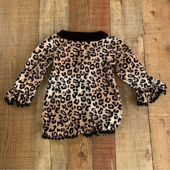 Mud pie girls long sleeve leopard animal print corduroy top in black and tan - Picture 5 of 5